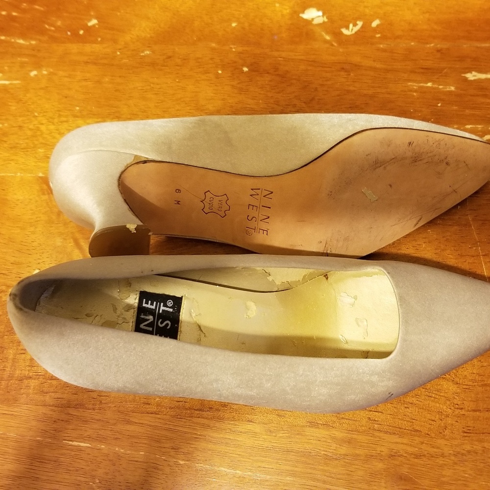 Beige Shoes - Picture 4 of 5